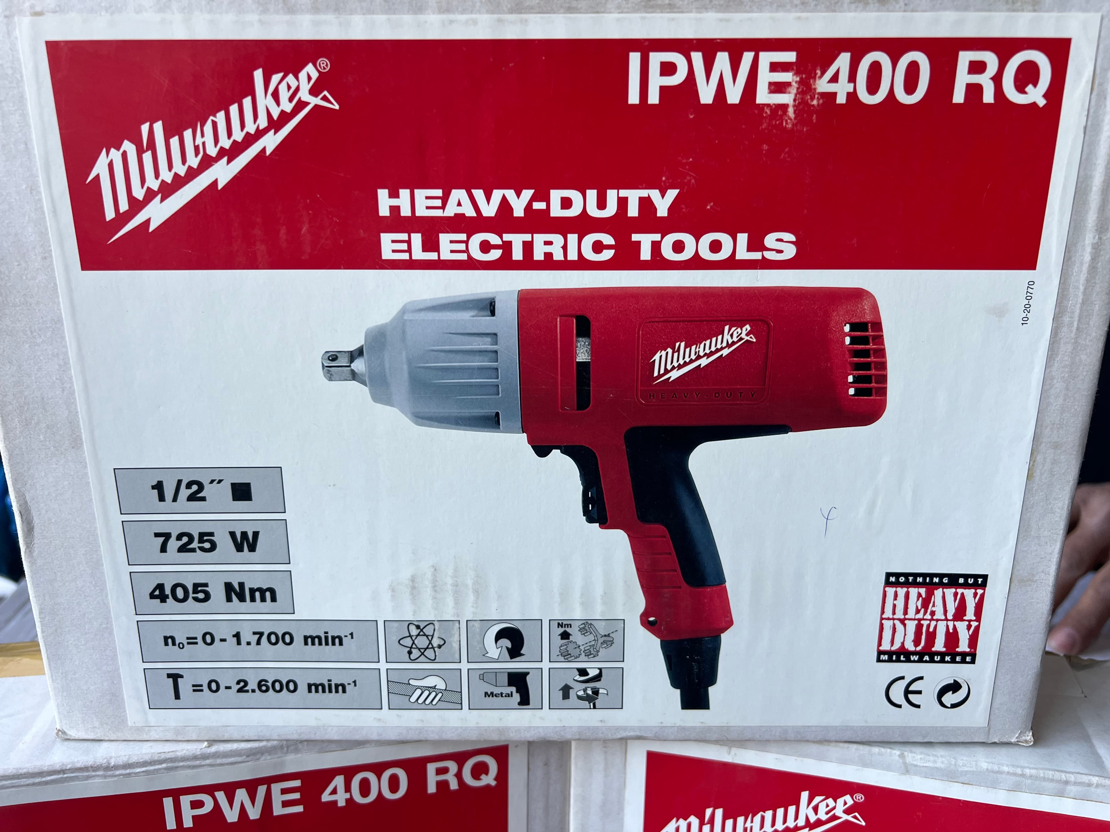 ميلووكي IPWE 400 RQ مفتاح صدم 725 واط